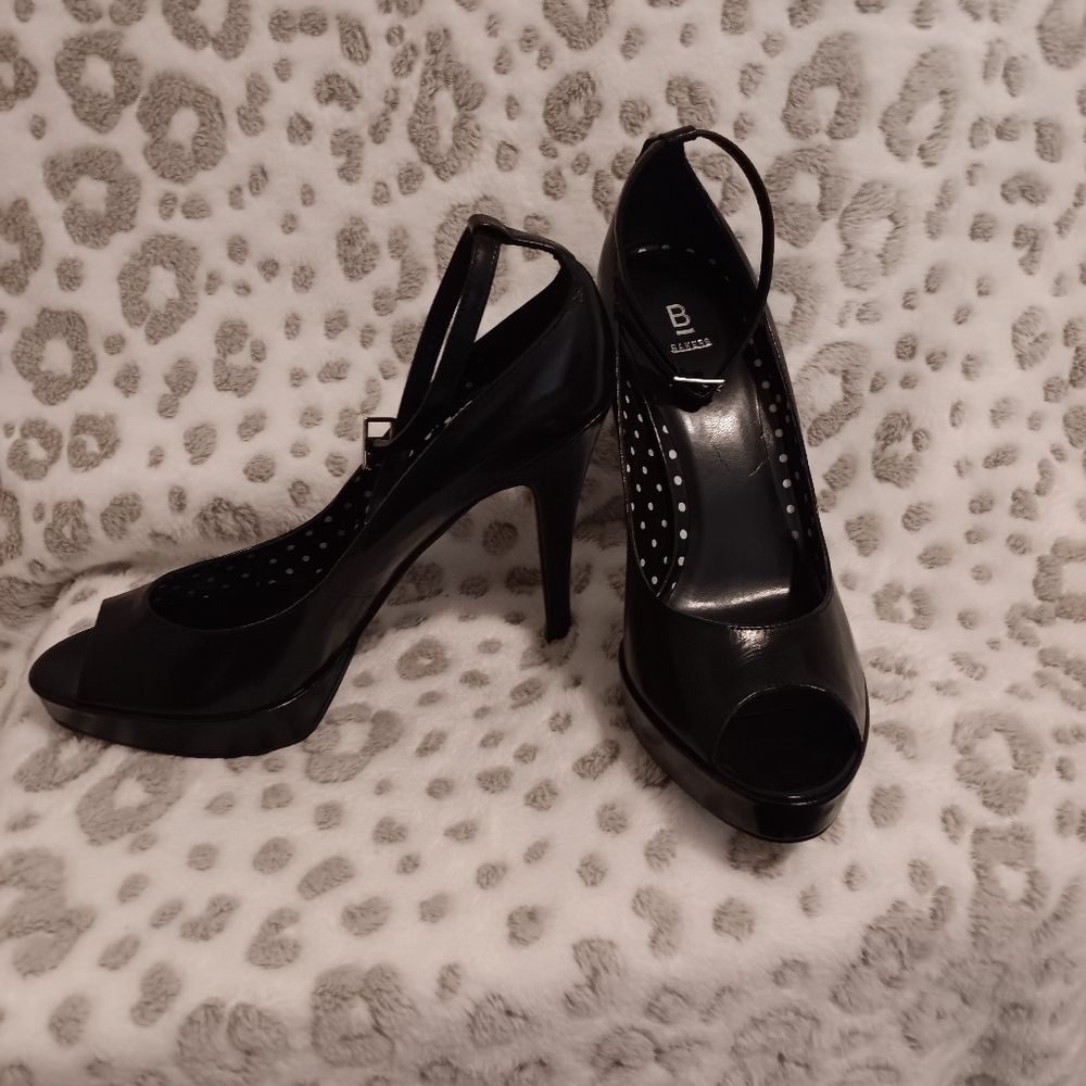 Bakers, blk,9